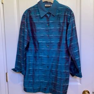 Chico's 100% silk embroidered button down tunic with long sleeves Size 1 (8)